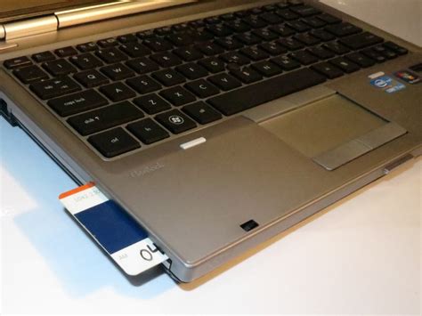 HP EliteBook smart card slot